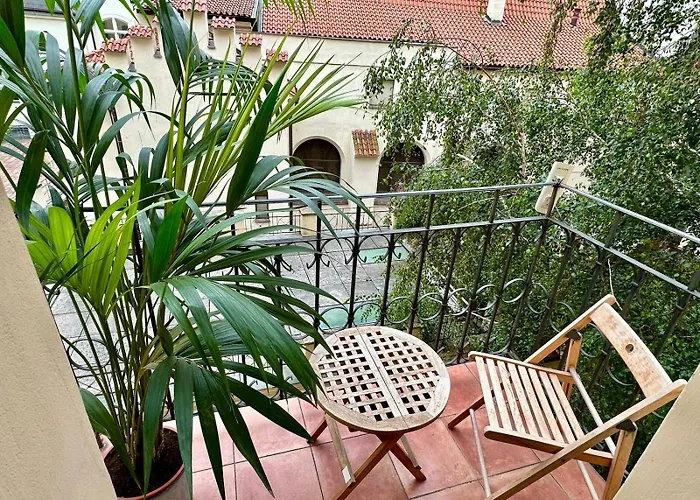 Apartment Siroka 14